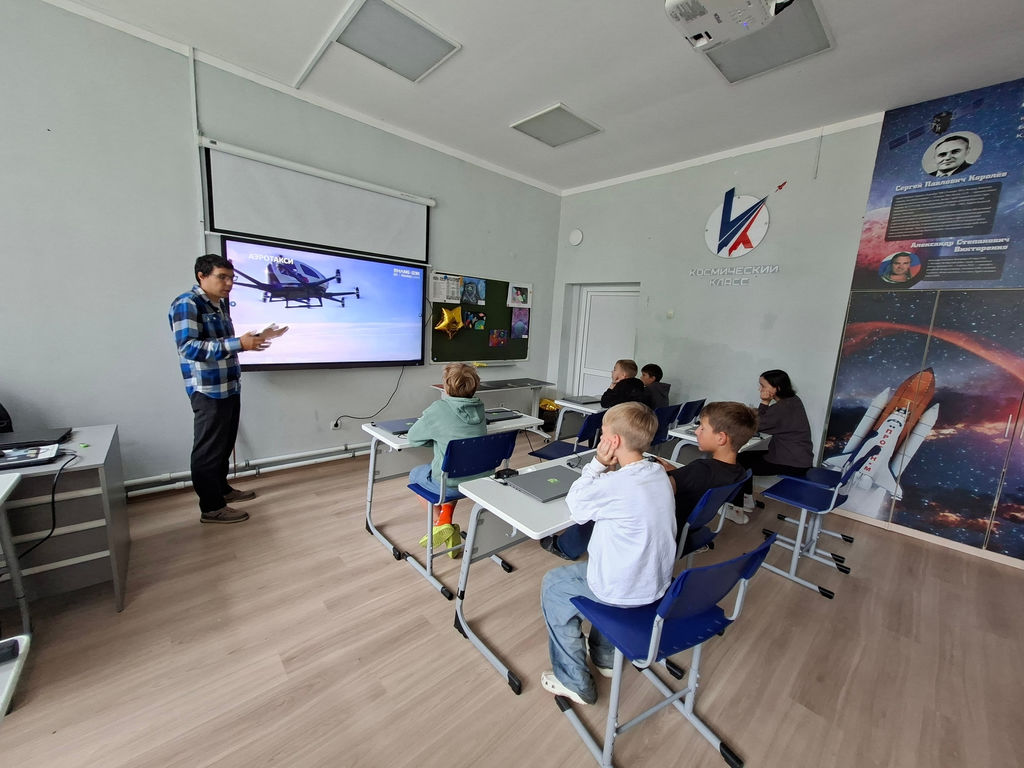 Подходит к концу наша заключительная инженерно‑техническая смена в лагере «Неформат»!.